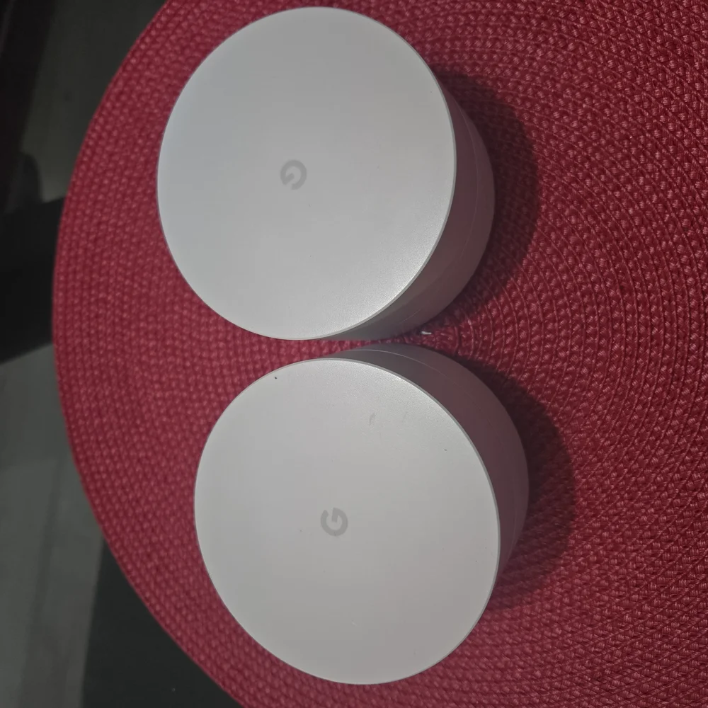 Google NLS-1304-25 White Dual Band 1200 Mbps Wireless Router. Lot 2. Untested.